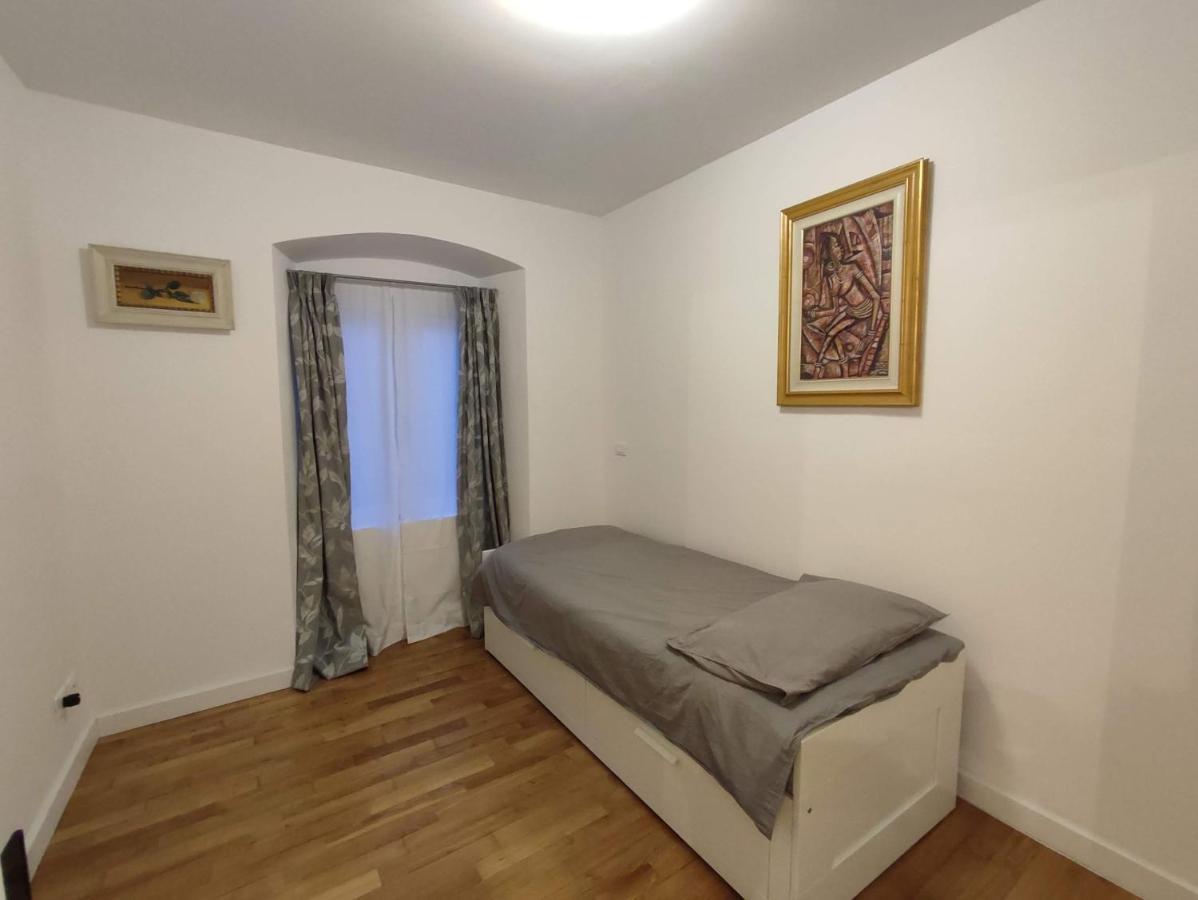 Casa Renova, Intero Appartamento, 2 Camere, Max 4 Ospiti, Trieste Zona Storica Экстерьер фото