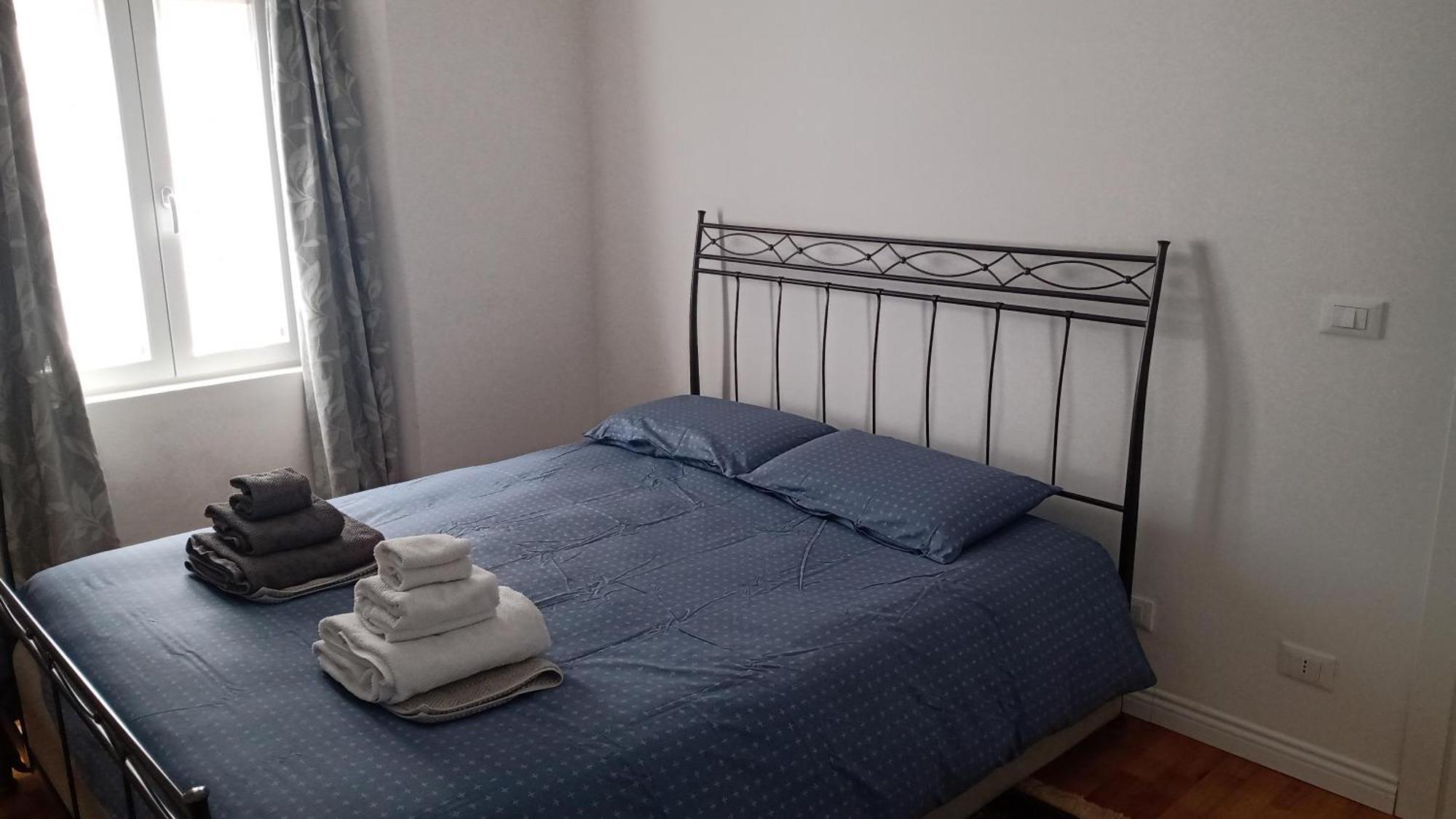 Casa Renova, Intero Appartamento, 2 Camere, Max 4 Ospiti, Trieste Zona Storica Экстерьер фото
