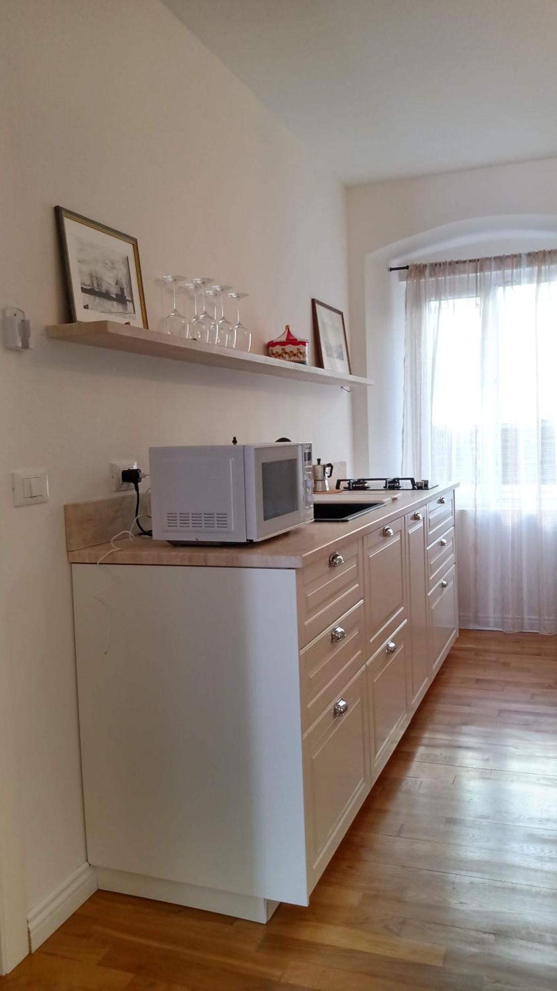 Casa Renova, Intero Appartamento, 2 Camere, Max 4 Ospiti, Trieste Zona Storica Экстерьер фото