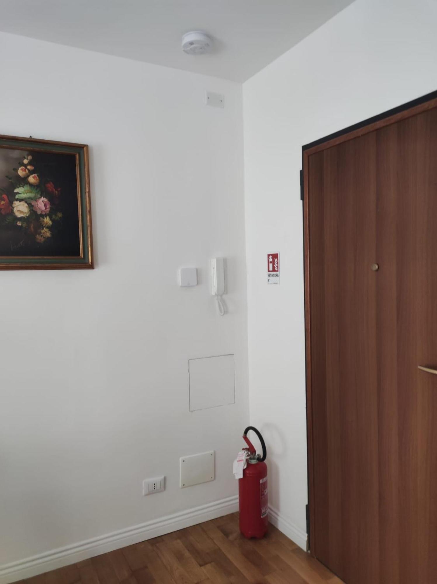 Casa Renova, Intero Appartamento, 2 Camere, Max 4 Ospiti, Trieste Zona Storica Экстерьер фото