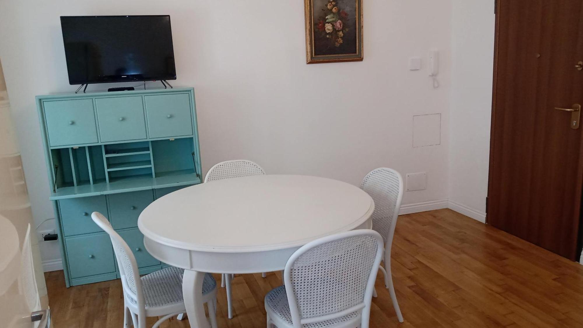 Casa Renova, Intero Appartamento, 2 Camere, Max 4 Ospiti, Trieste Zona Storica Экстерьер фото
